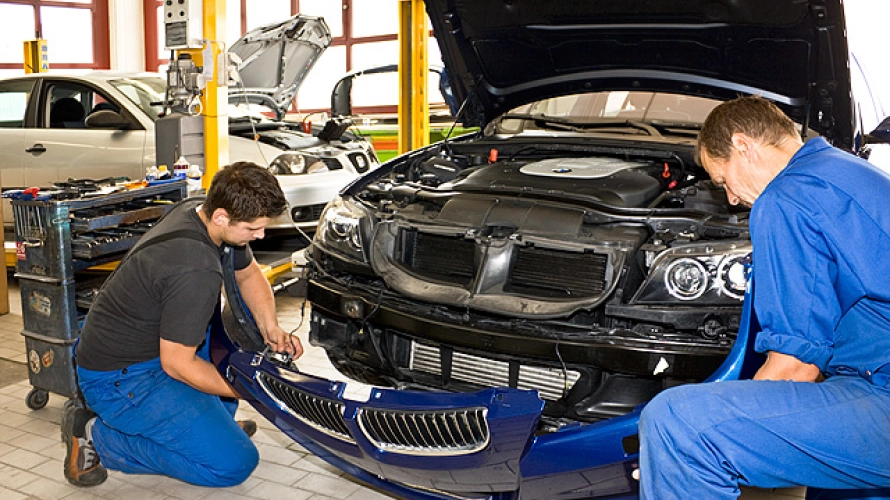 Anbau des zweiten Gebäudes